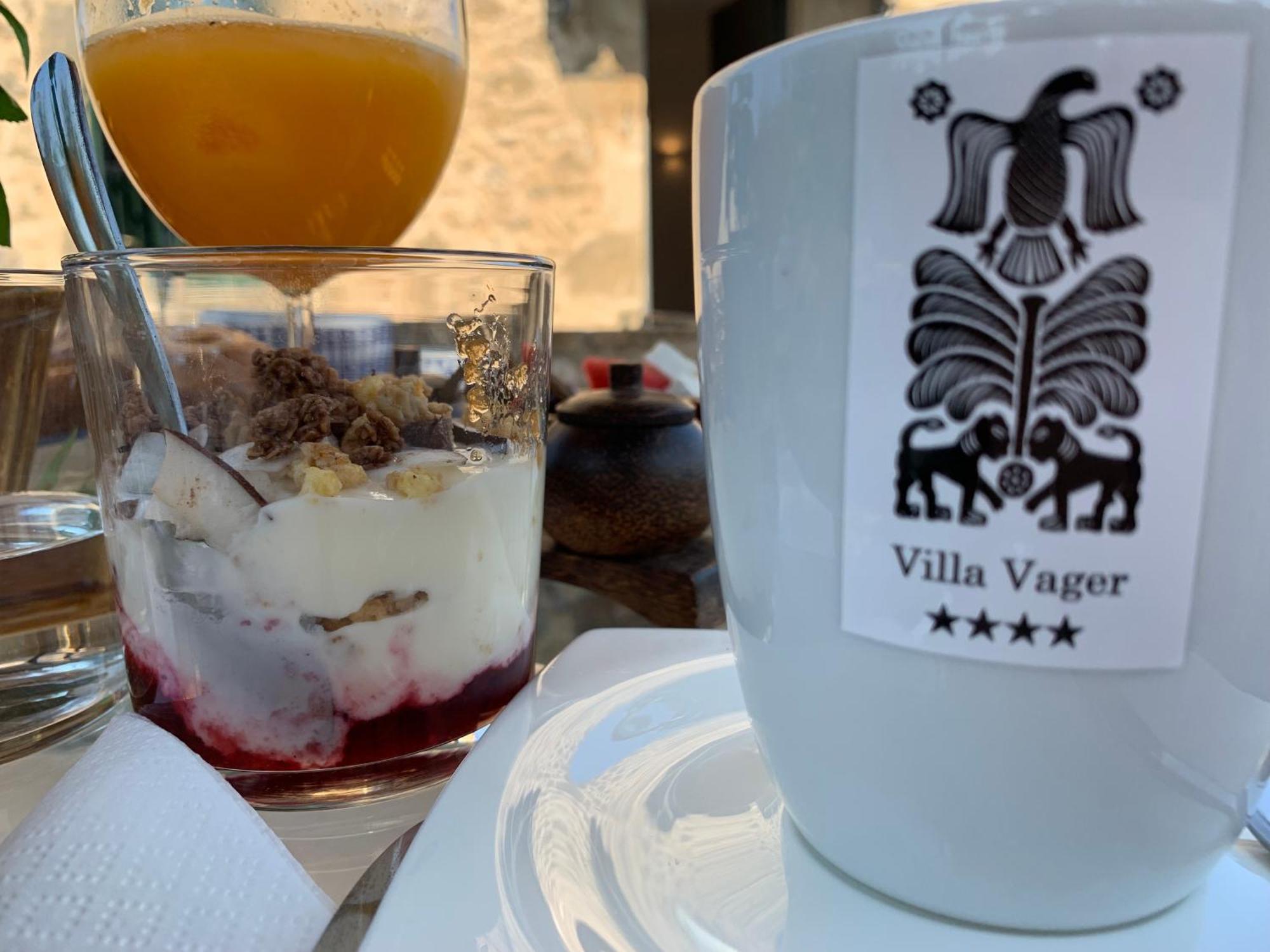 Villa Vager Mani Hotel Kalamata Exterior photo